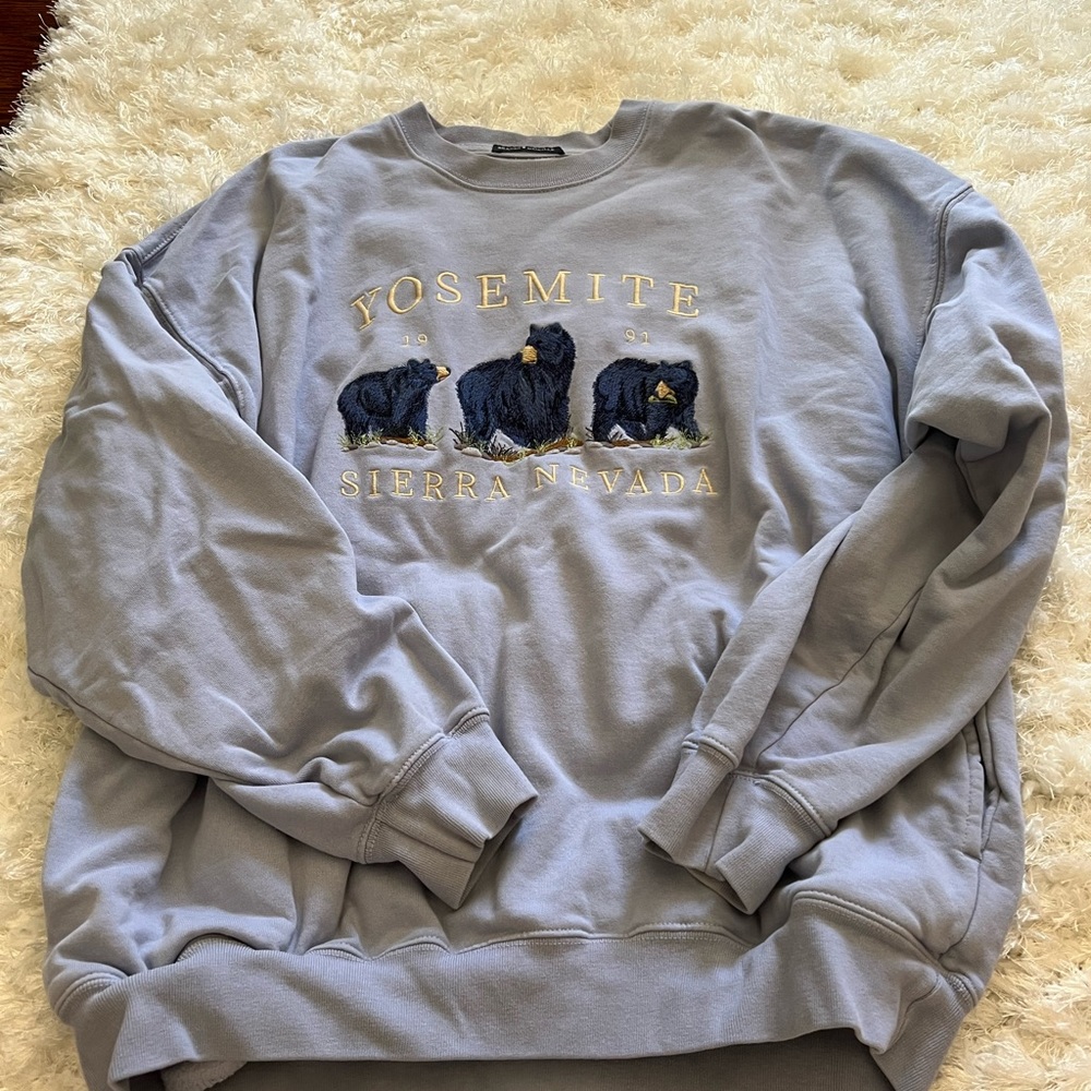 BRANDY BLUE CREW